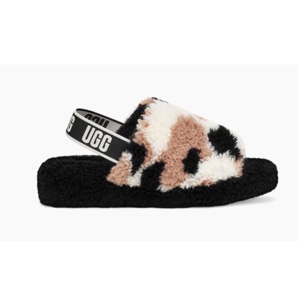 UGG Women's OH YEAH COW PRINT - Picture 2 of 5